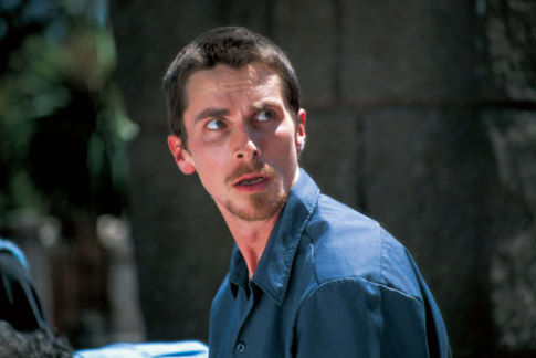 Still of Christian Bale in The Machinist (2004)