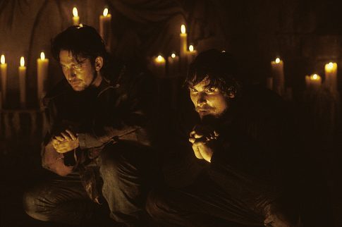 (Left to right): Creedy (Gerard Butler), Quinn (Christian Bale)