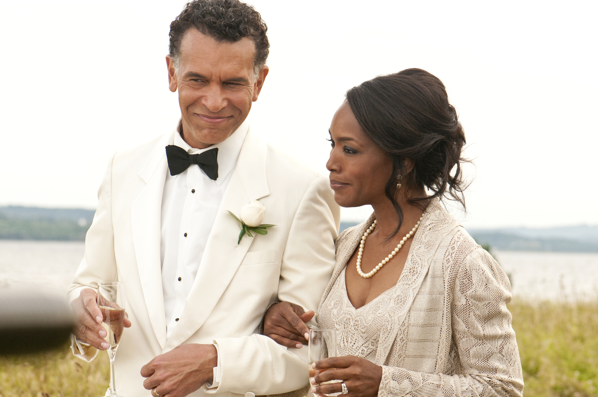 Still of Angela Bassett in Jumping the Broom (2011)