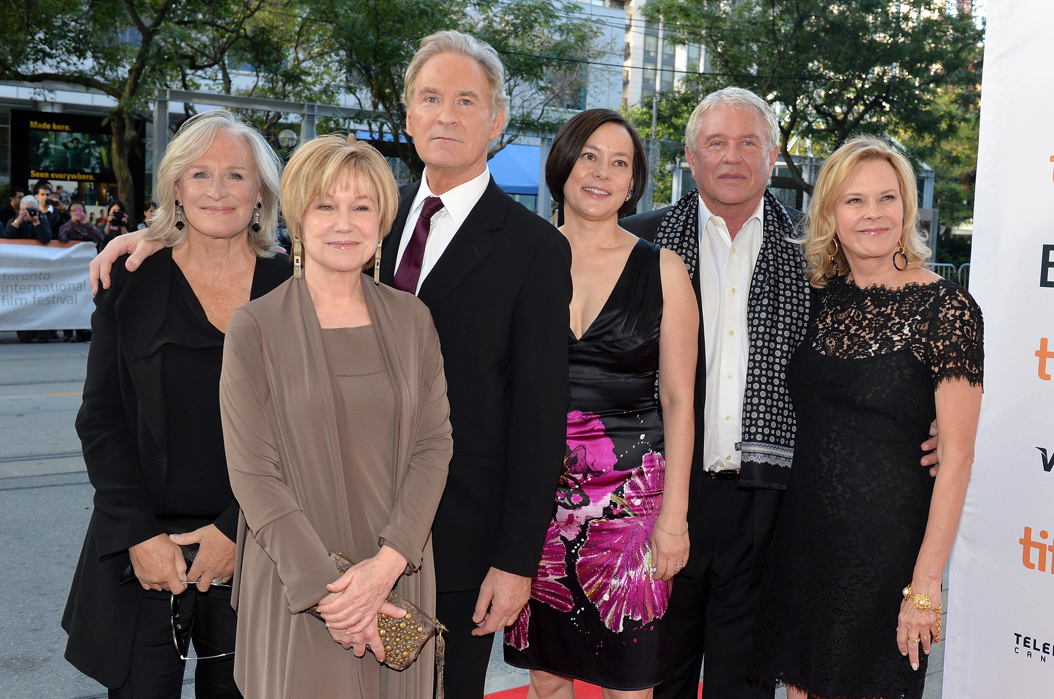 Kevin Kline, Tom Berenger, Glenn Close, Meg Tilly, JoBeth Williams and Mary Kay Place at event of The Big Chill (1983)
