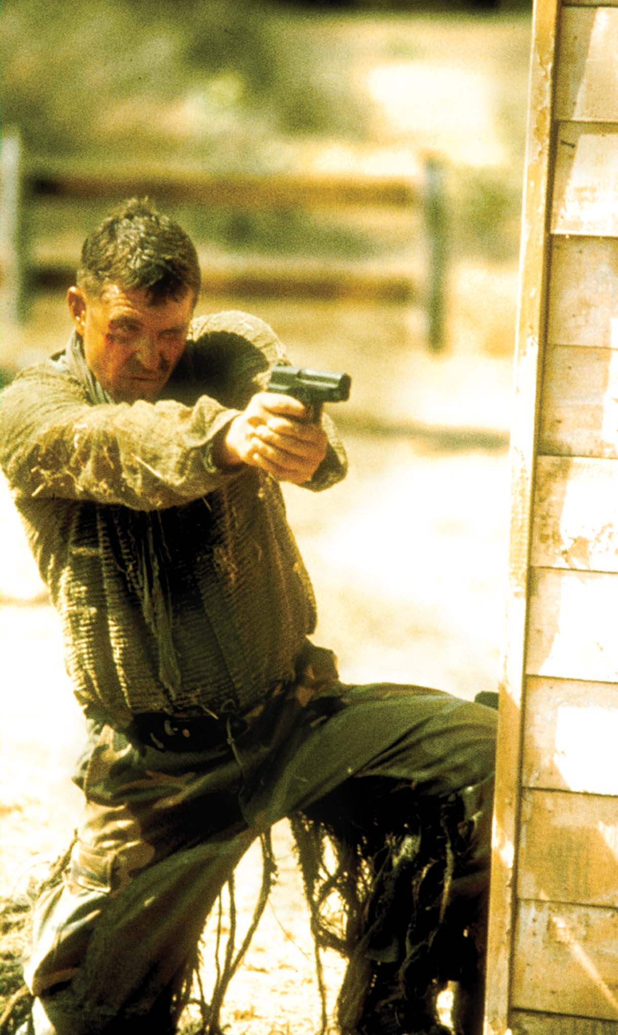 Still of Tom Berenger in Sniper (1993)