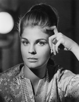 Candice Bergen C. 1965