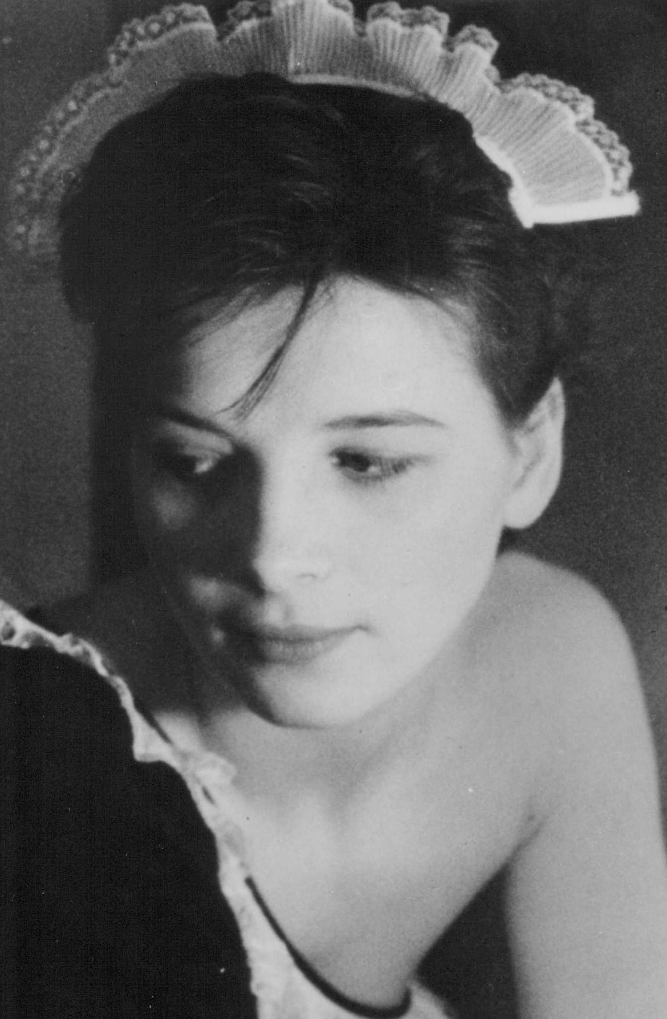 Still of Juliette Binoche in Rendez-vous (1985)