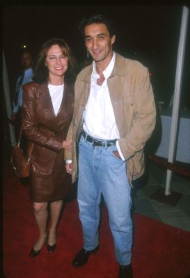 Jacqueline Bisset at event of Double Jeopardy (1999)