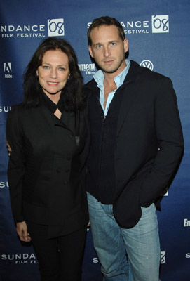 Jacqueline Bisset and Josh Lucas at event of Death in Love (2008)
