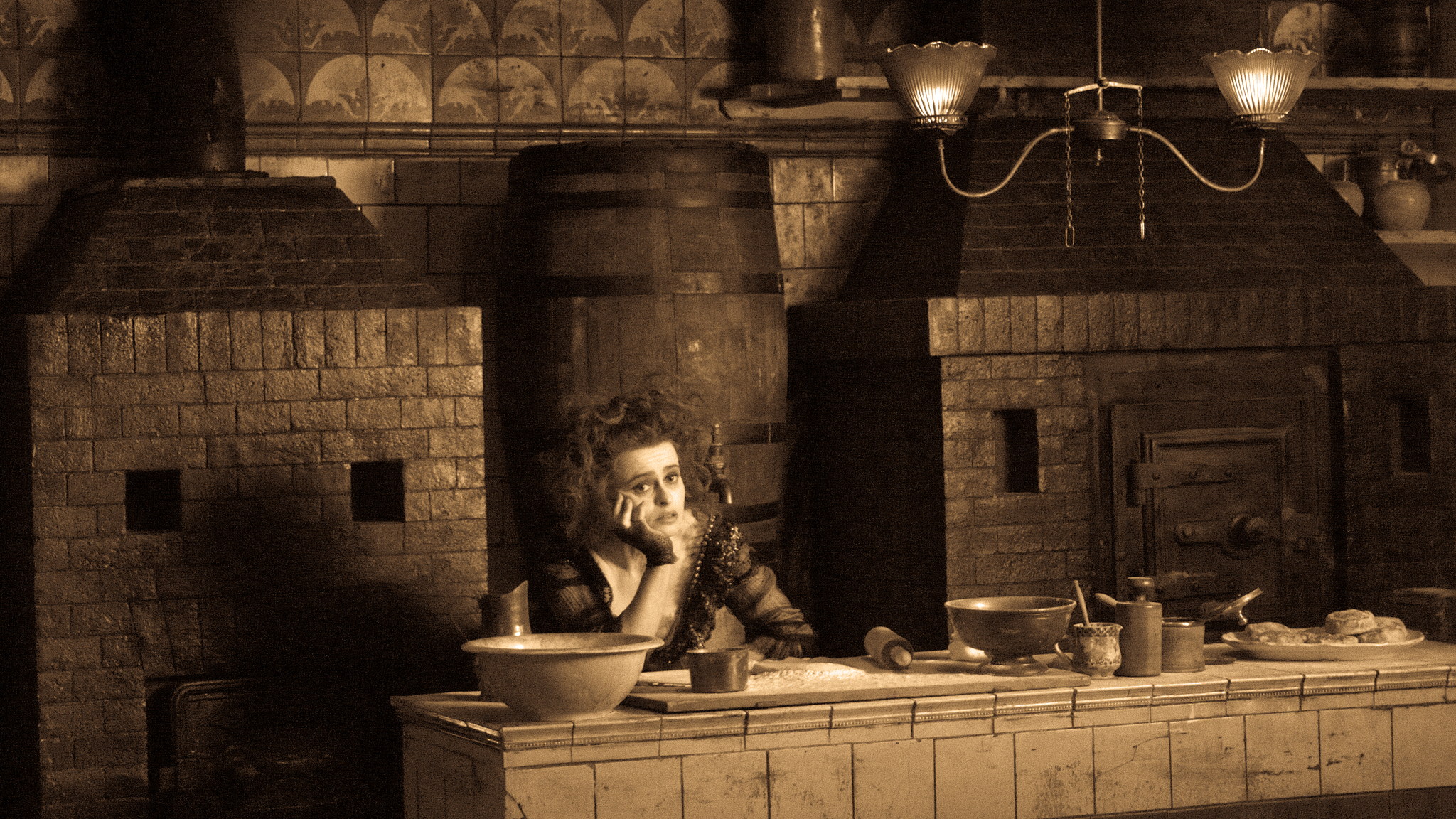 Still of Helena Bonham Carter in Sweeney Todd: The Demon Barber of Fleet Street (2007)