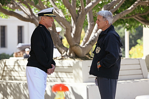 Still of Bruce Boxleitner and Mark Harmon in NCIS: Naval Criminal Investigative Service (2003)
