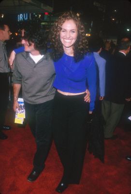 Amy Brenneman and Brad Silberling at event of Three Kings (1999)