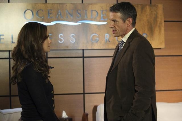 Still of Amy Brenneman and Kyle Secor in Private Practice (2007)