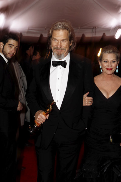 Jeff Bridges and Susan Bridges at event of The 82nd Annual Academy Awards (2010)