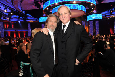 Jeff Bridges and T Bone Burnett at event of 15th Annual Critics' Choice Movie Awards (2010)