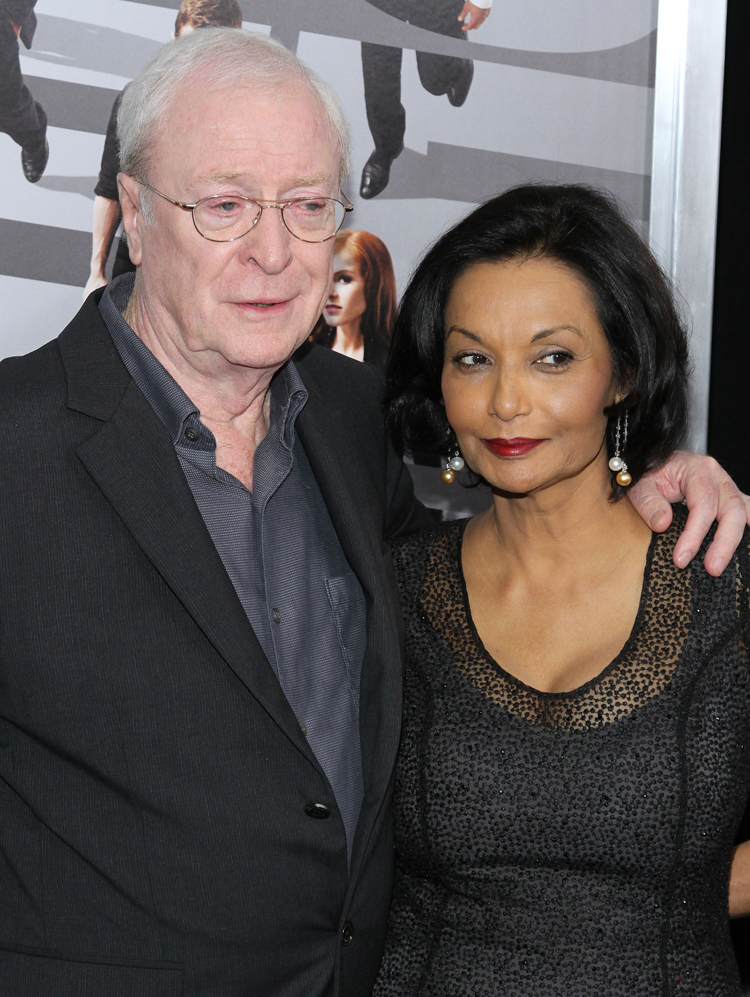 Michael Caine and Shakira Caine at event of Apgaules meistrai (2013)