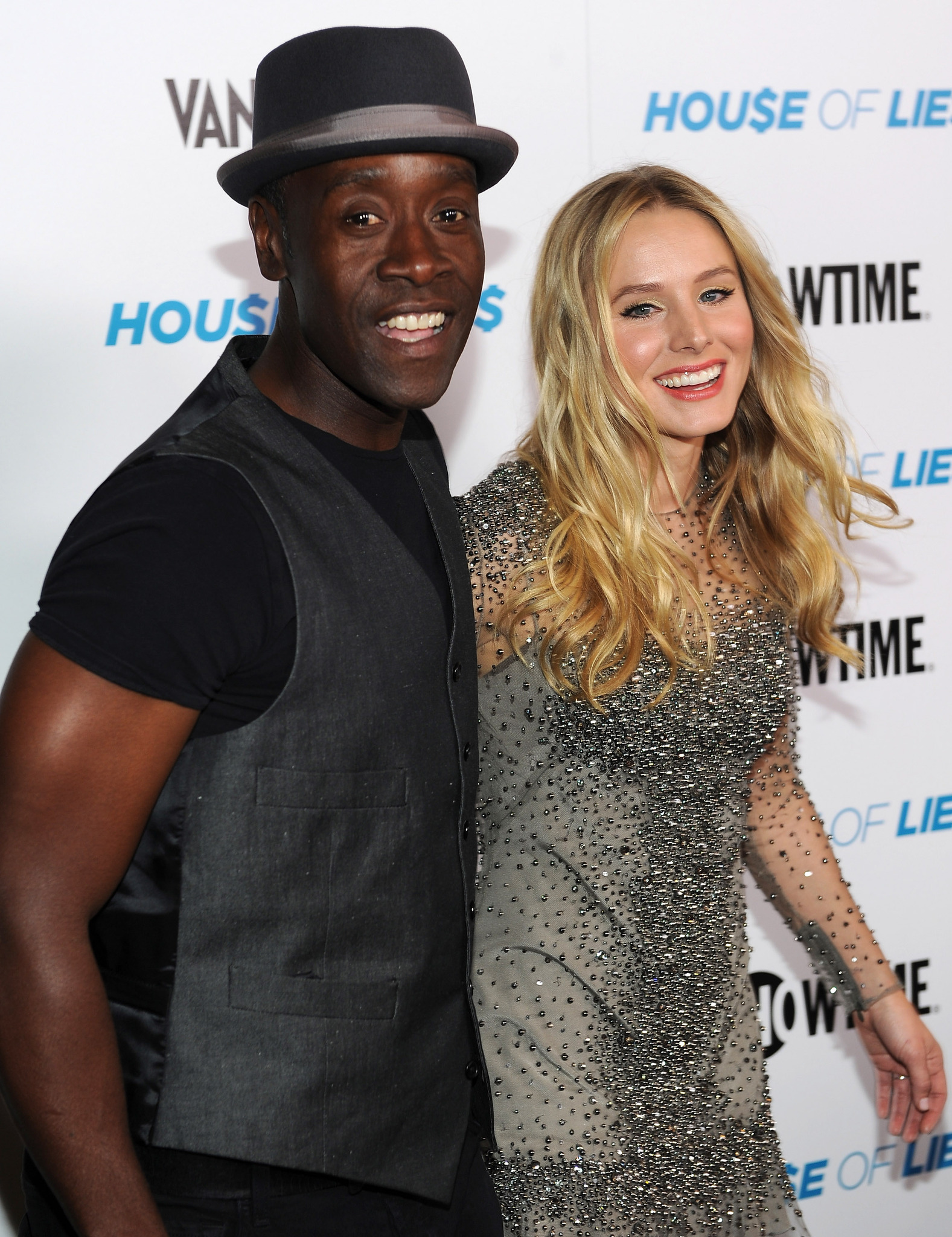 Don Cheadle and Kristen Bell at event of House of Lies (2012)