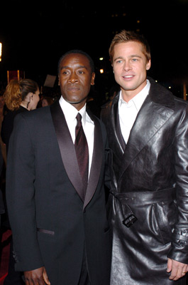 Brad Pitt and Don Cheadle at event of Ocean's Twelve (2004)