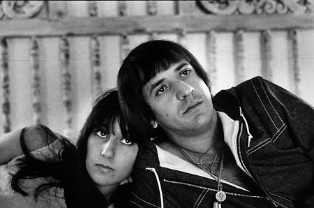 967-129 CHER & SONNY BONO AT HOME IN L.A., C.A.
