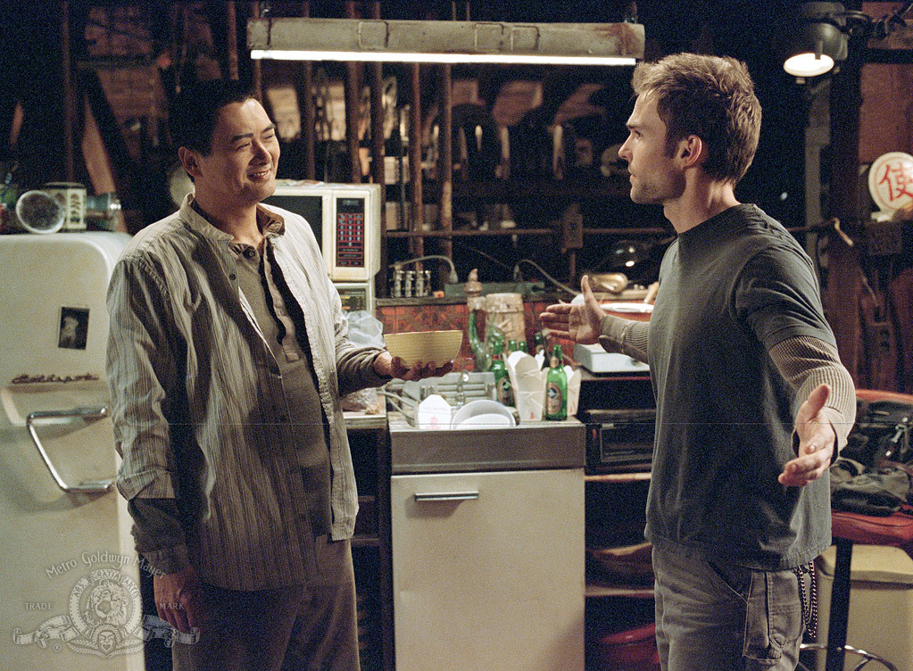 Still of Yun-Fat Chow and Seann William Scott in Bulletproof Monk (2003)