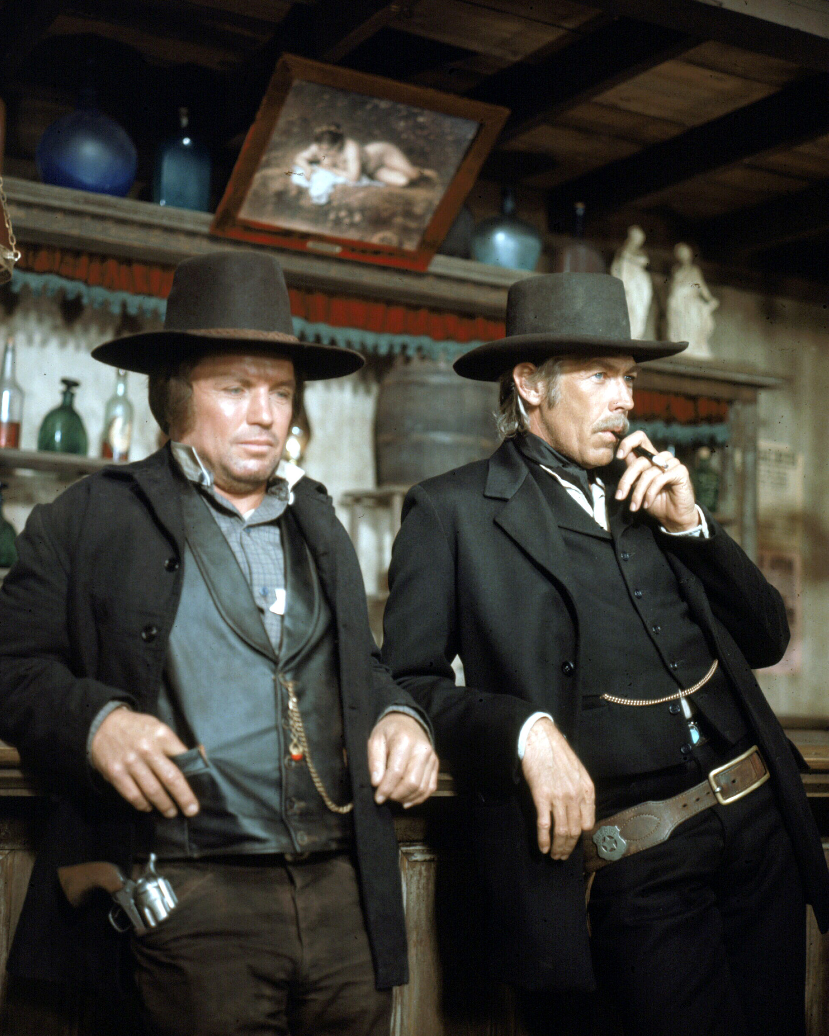 Still of James Coburn and Richard Jaeckel in Pat Garrett & Billy the Kid (1973)