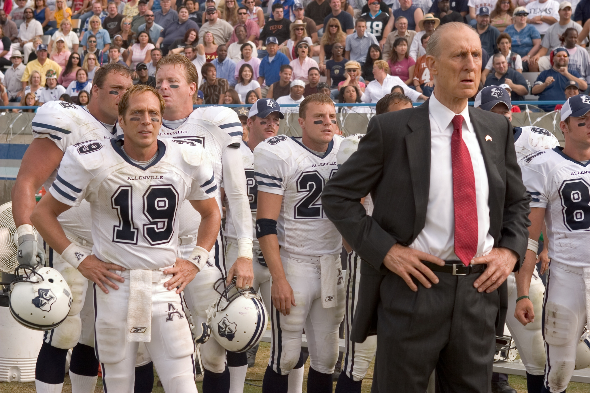 Still of James Cromwell and William Fichtner in The Longest Yard (2005)