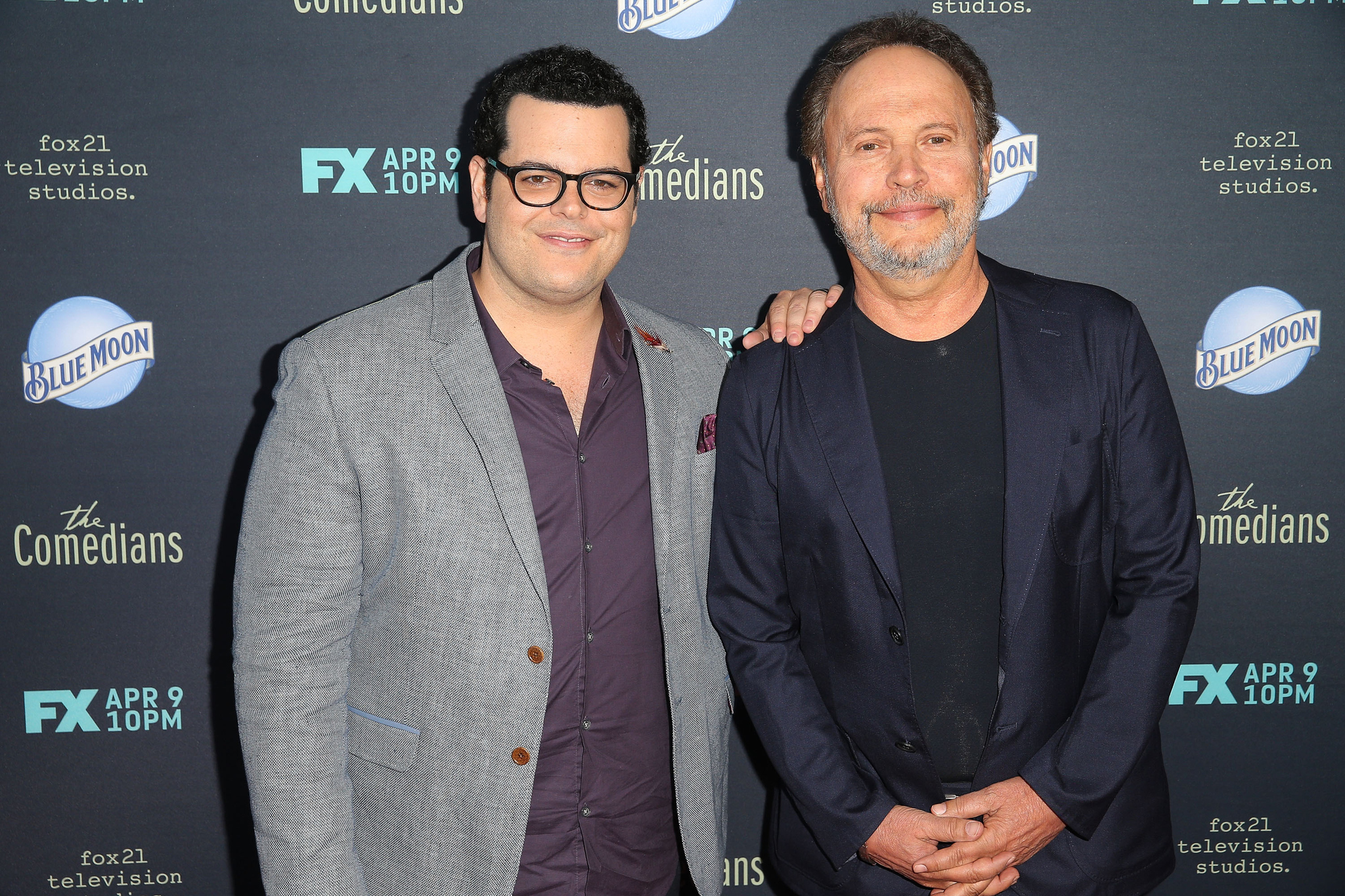 Billy Crystal and Josh Gad at event of The Comedians (2015)