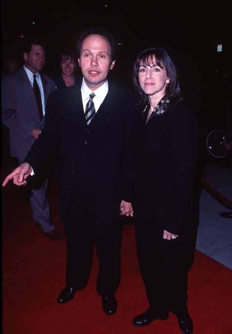 Billy Crystal at event of Hamlet (1996)