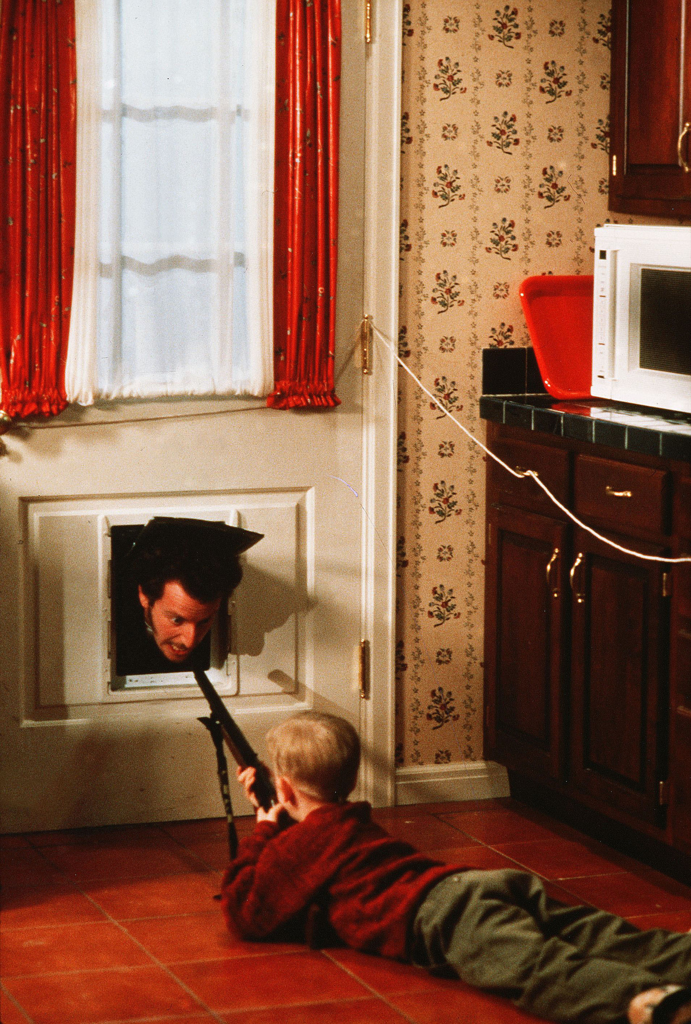 Still of Macaulay Culkin and Daniel Stern in Vienas namuose (1990)
