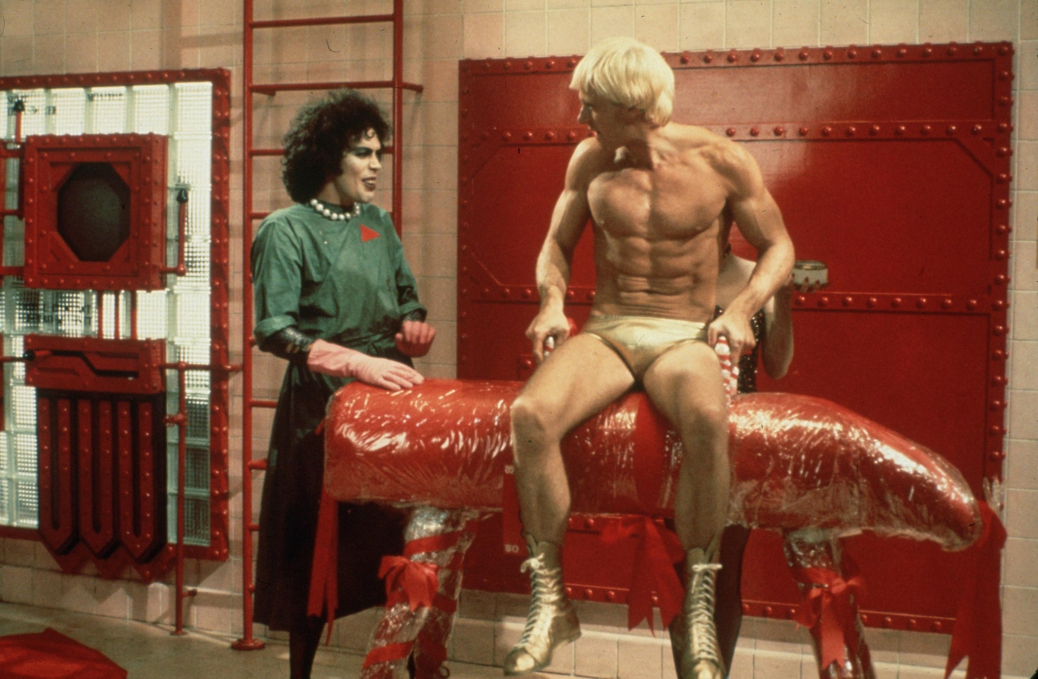 Still of Tim Curry and Peter Hinwood in The Rocky Horror Picture Show (1975)