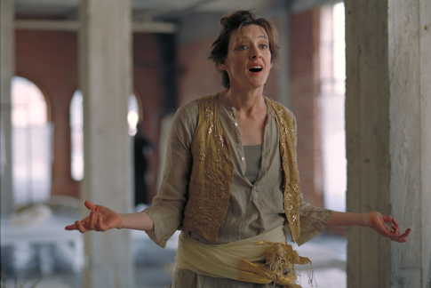 Still of Joan Cusack in Friends with Money (2006)