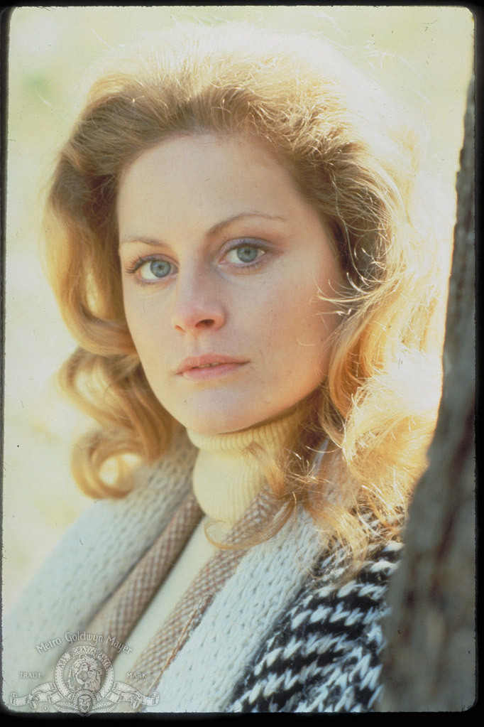 Still of Beverly D'Angelo in Hair (1979)