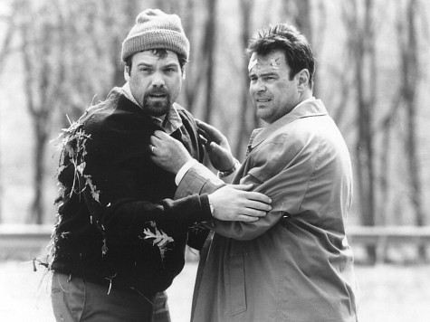 Still of Dan Aykroyd and Vincent D'Onofrio in Feeling Minnesota (1996)