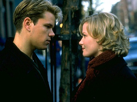 Still of Matt Damon and Gretchen Mol in Rounders (1998)