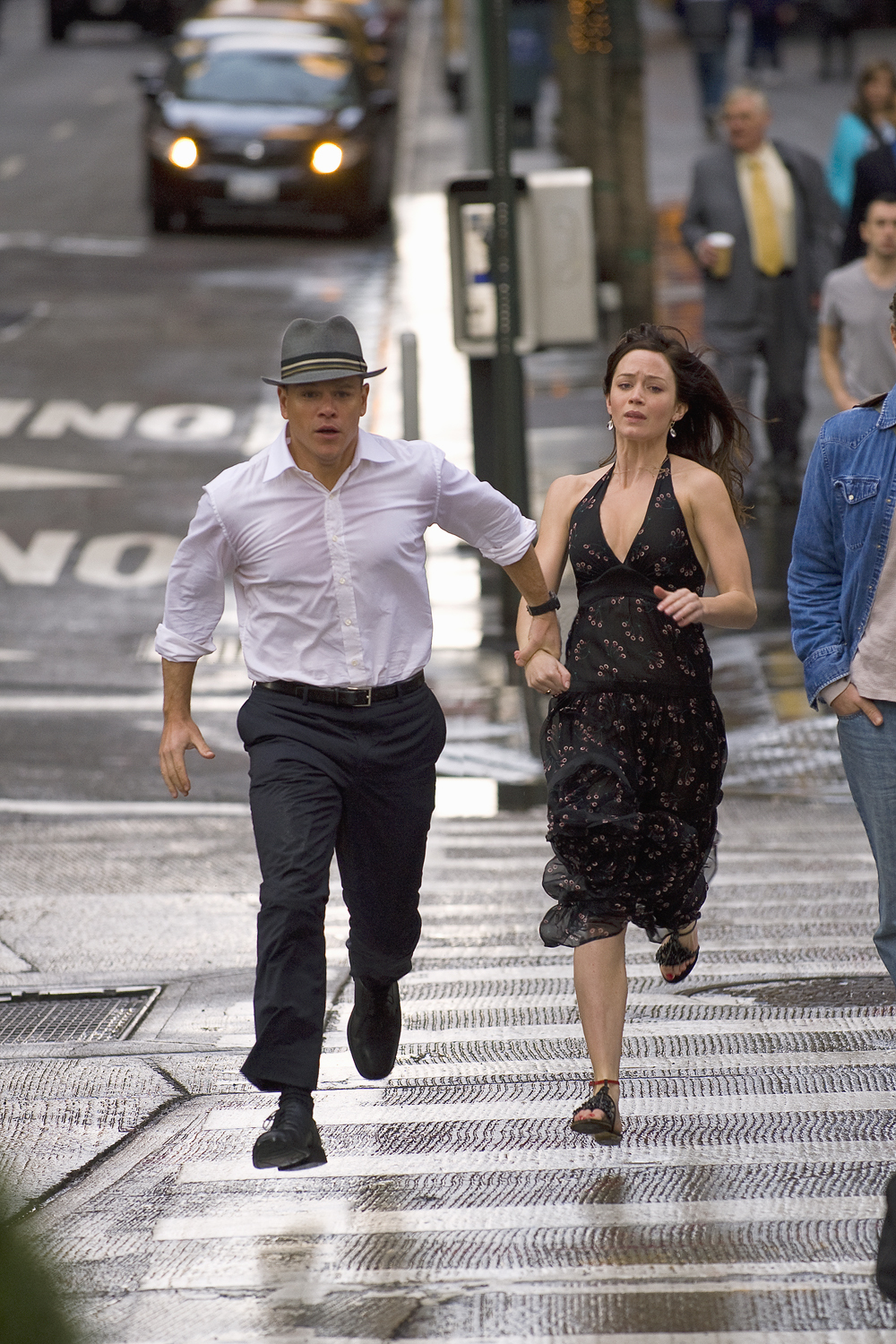 Still of Matt Damon and Emily Blunt in Likimo ekspertai (2011)