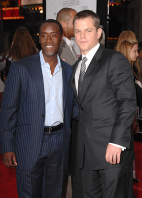 Don Cheadle and Matt Damon at event of Ocean's Thirteen (2007)