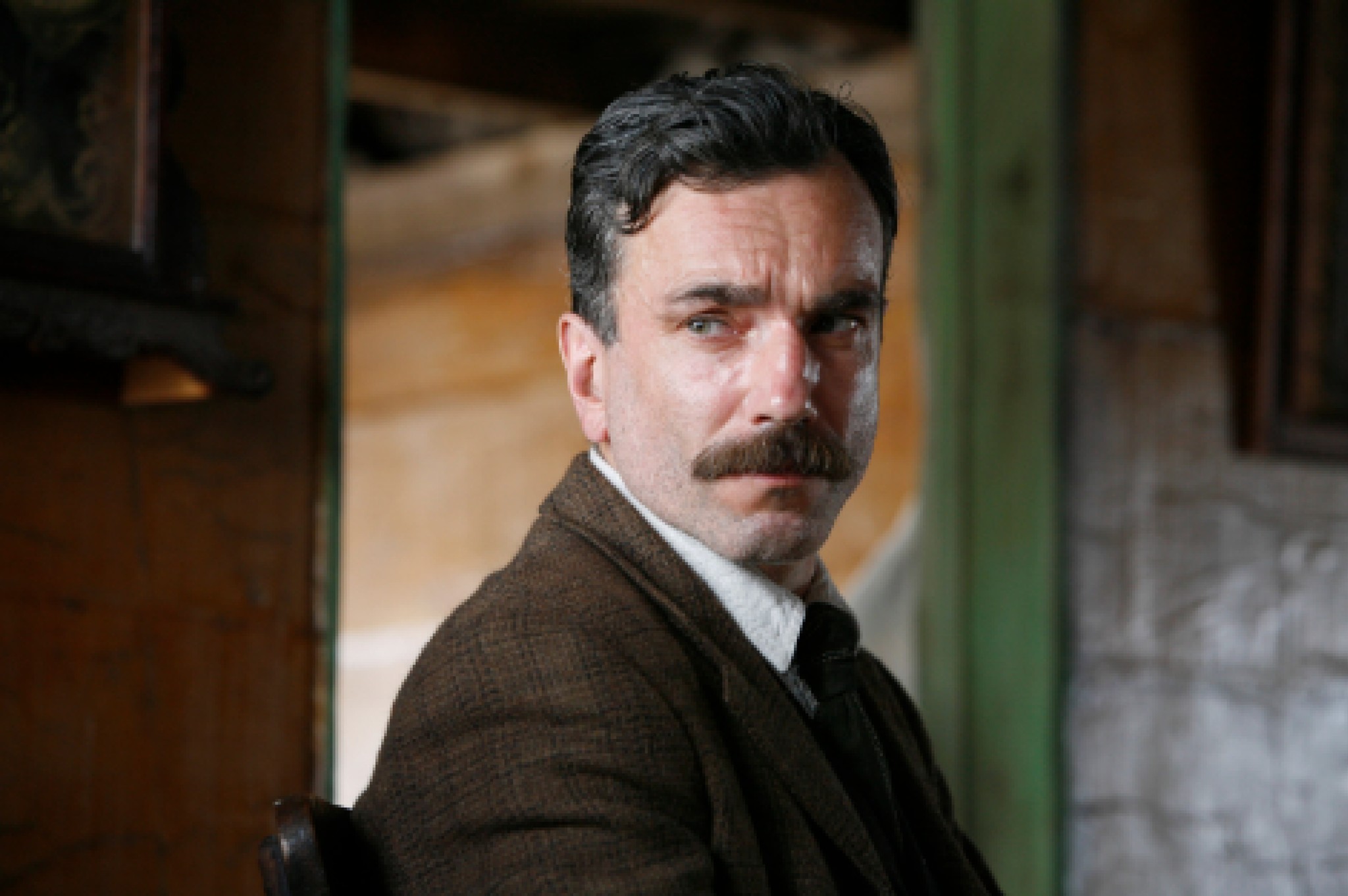 Still of Daniel Day-Lewis in Bus kraujo (2007)