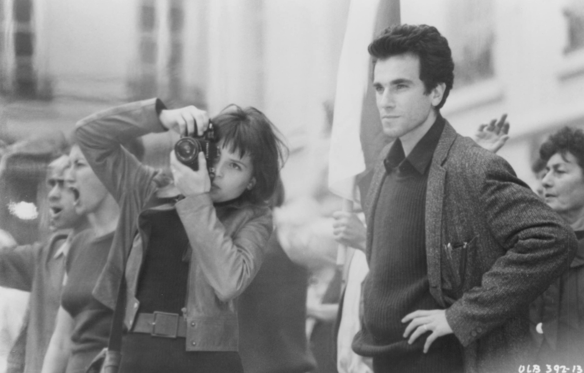 Still of Juliette Binoche and Daniel Day-Lewis in The Unbearable Lightness of Being (1988)