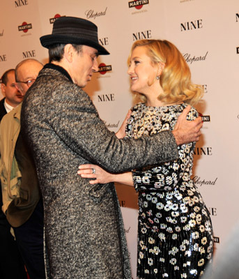 Daniel Day-Lewis and Kate Hudson at event of Nine (2009)