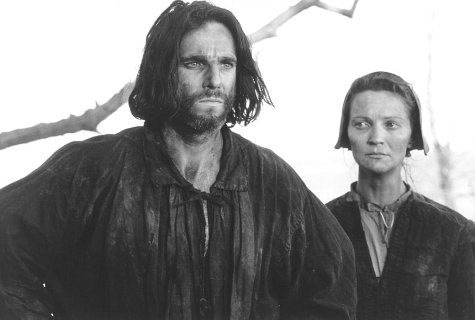 Still of Joan Allen and Daniel Day-Lewis in The Crucible (1996)