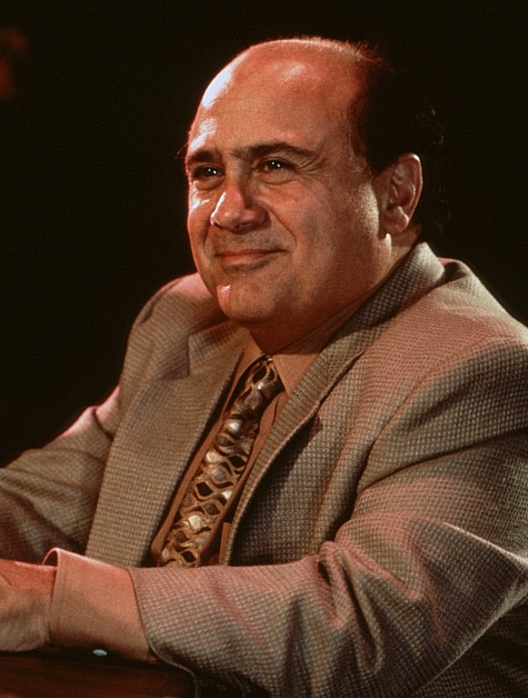 Still of Danny DeVito in Living Out Loud (1998)