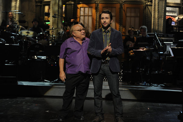 Still of Danny DeVito and Charlie Day in Saturday Night Live (1975)