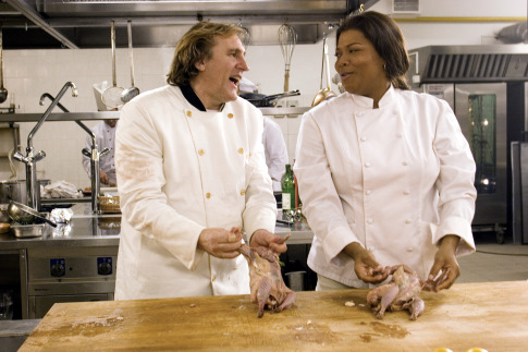 Still of Gérard Depardieu and Queen Latifah in Last Holiday (2006)