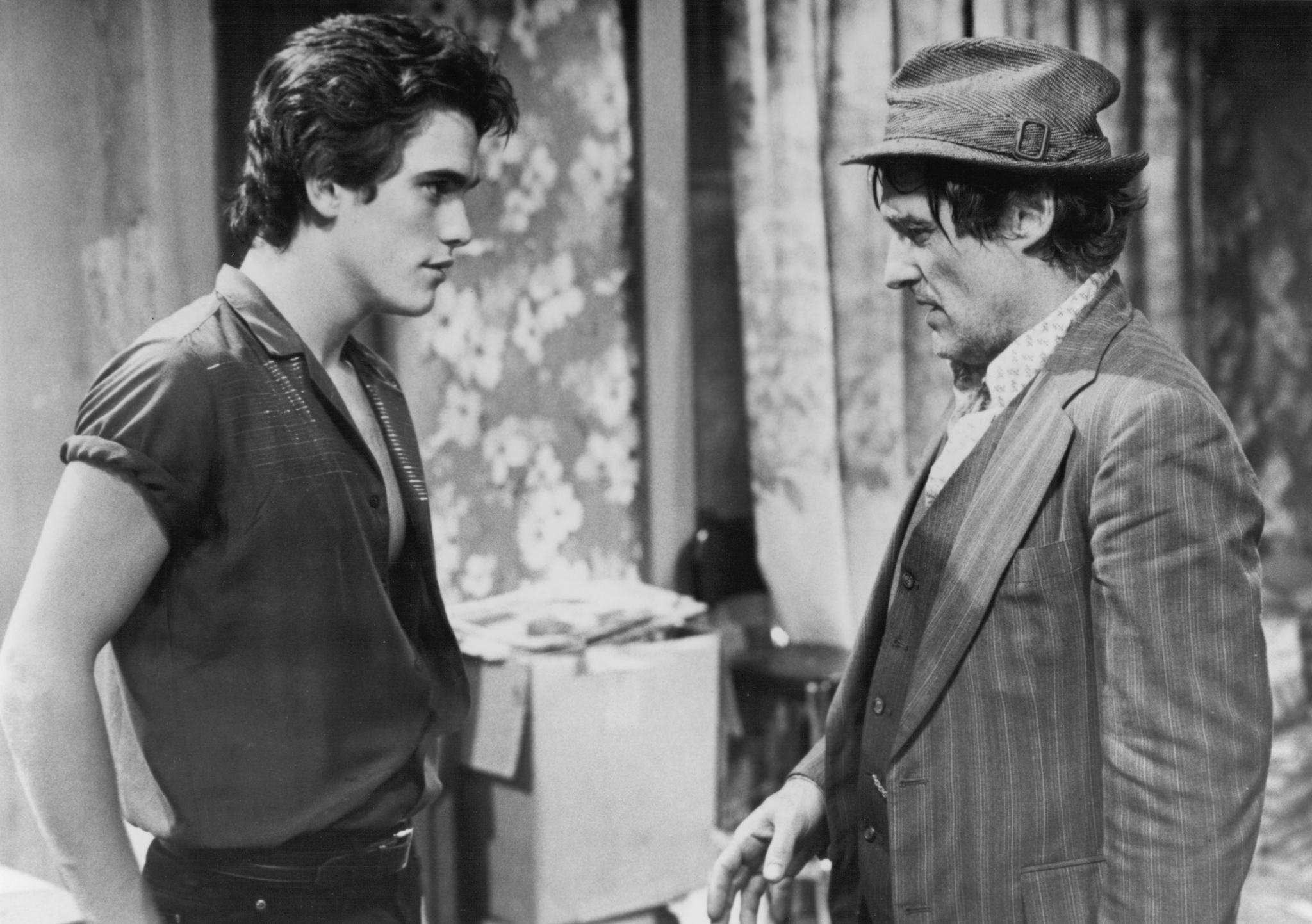 Still of Matt Dillon and Dennis Hopper in Rumble Fish (1983)