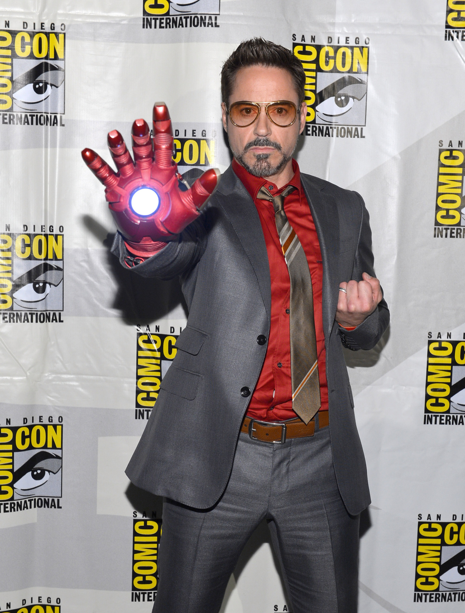 Robert Downey Jr. at event of Gelezinis zmogus 3 (2013)