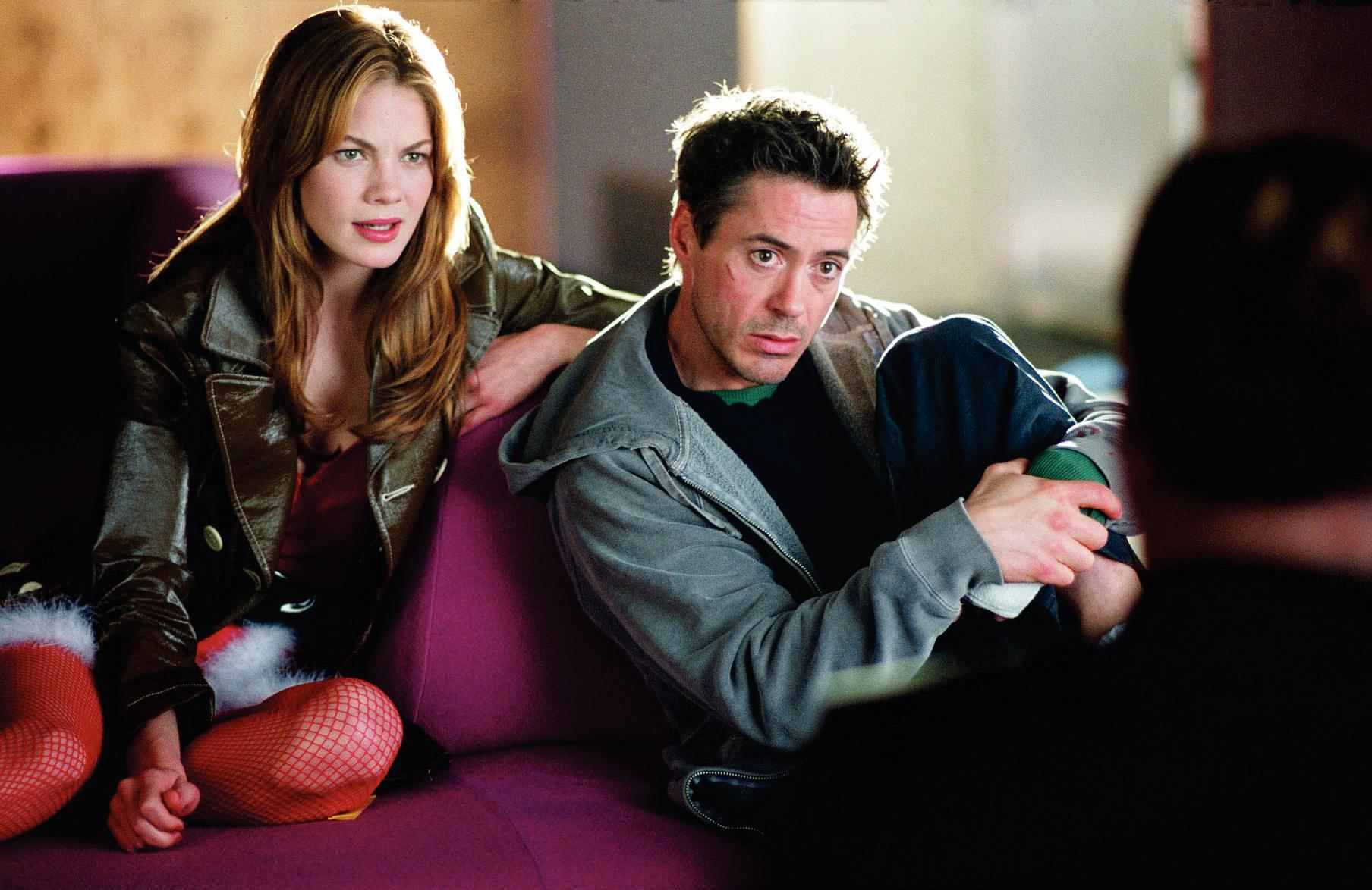 Still of Robert Downey Jr. and Michelle Monaghan in Kiss Kiss Bang Bang (2005)