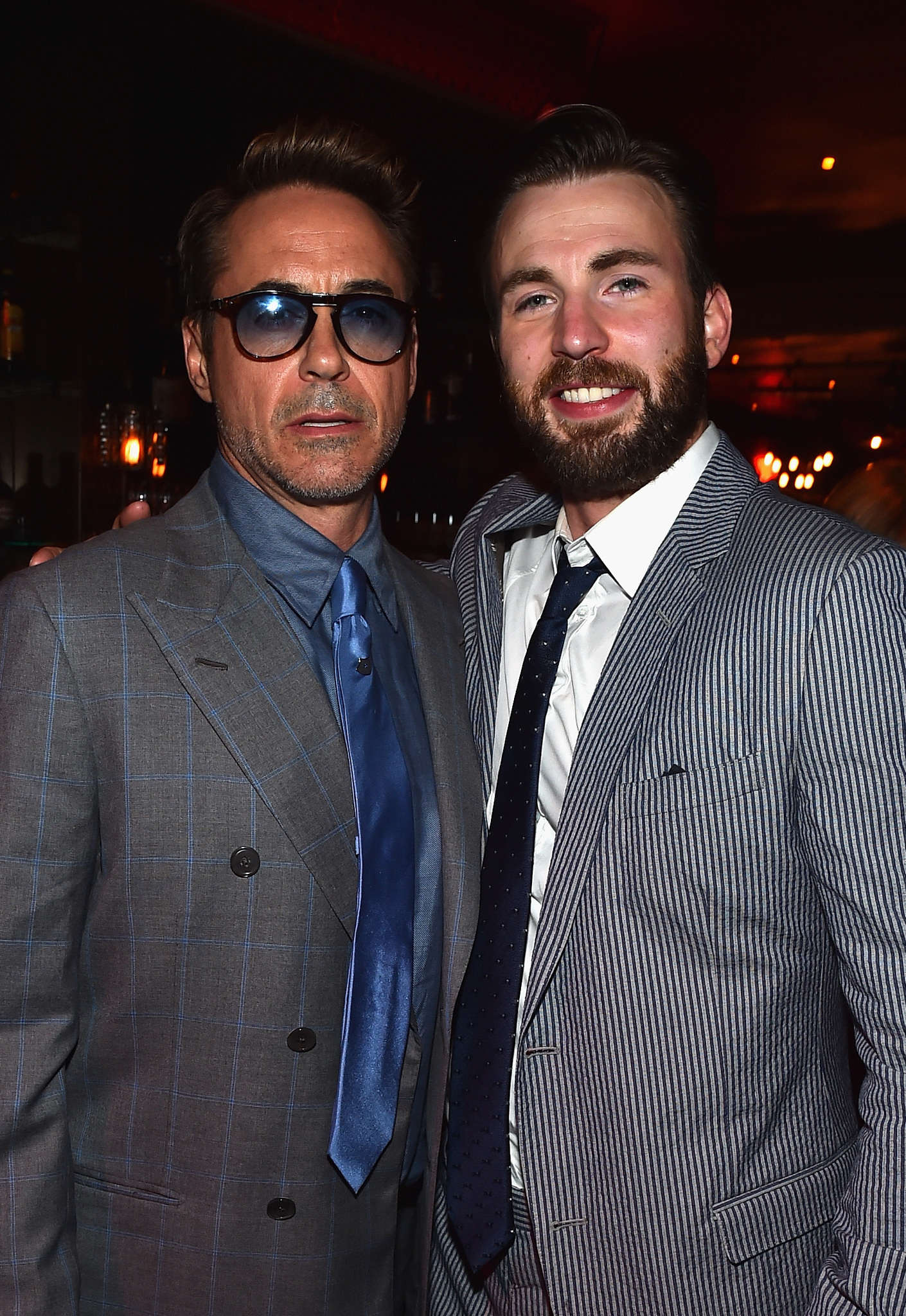 Robert Downey Jr. and Chris Evans at event of Kersytojai 2 (2015)