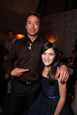 Robert Downey Jr. and Isabelle Fuhrman at event of Naslaite (2009)