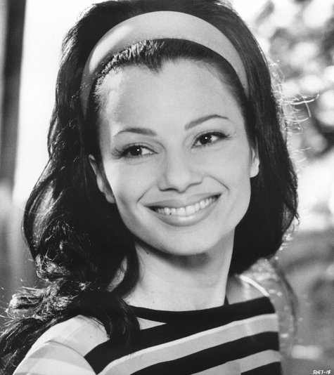 Still of Fran Drescher in The Beautician and the Beast (1997)