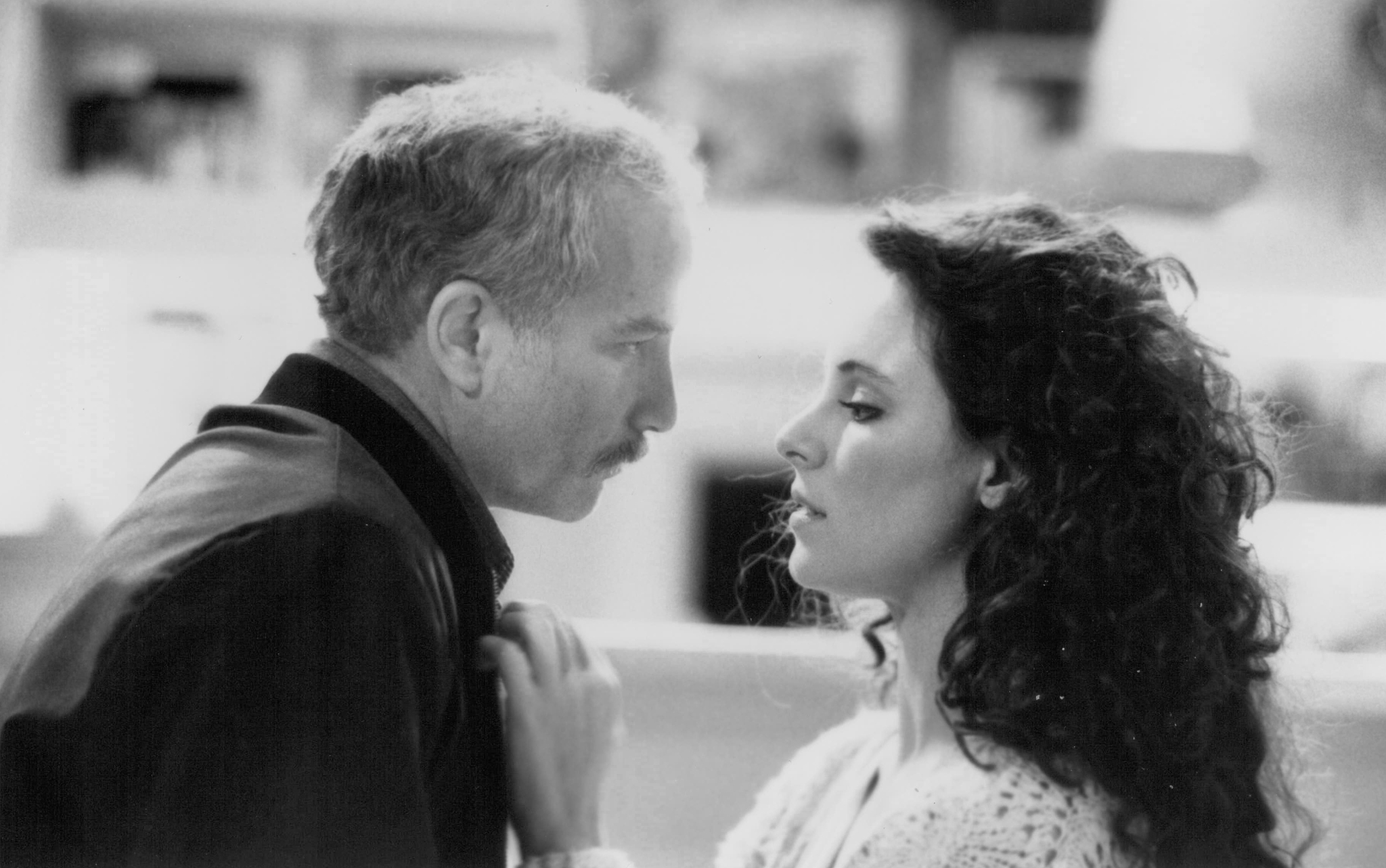 Still of Richard Dreyfuss and Madeleine Stowe in Stakeout (1987)