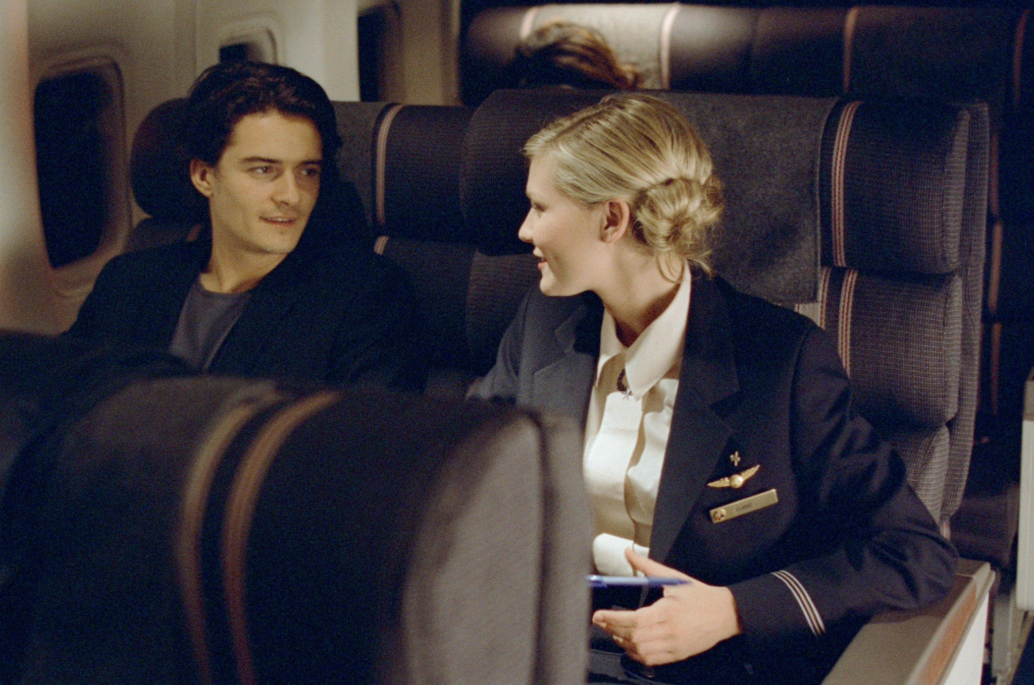 Still of Kirsten Dunst and Orlando Bloom in Elizabethtown (2005)