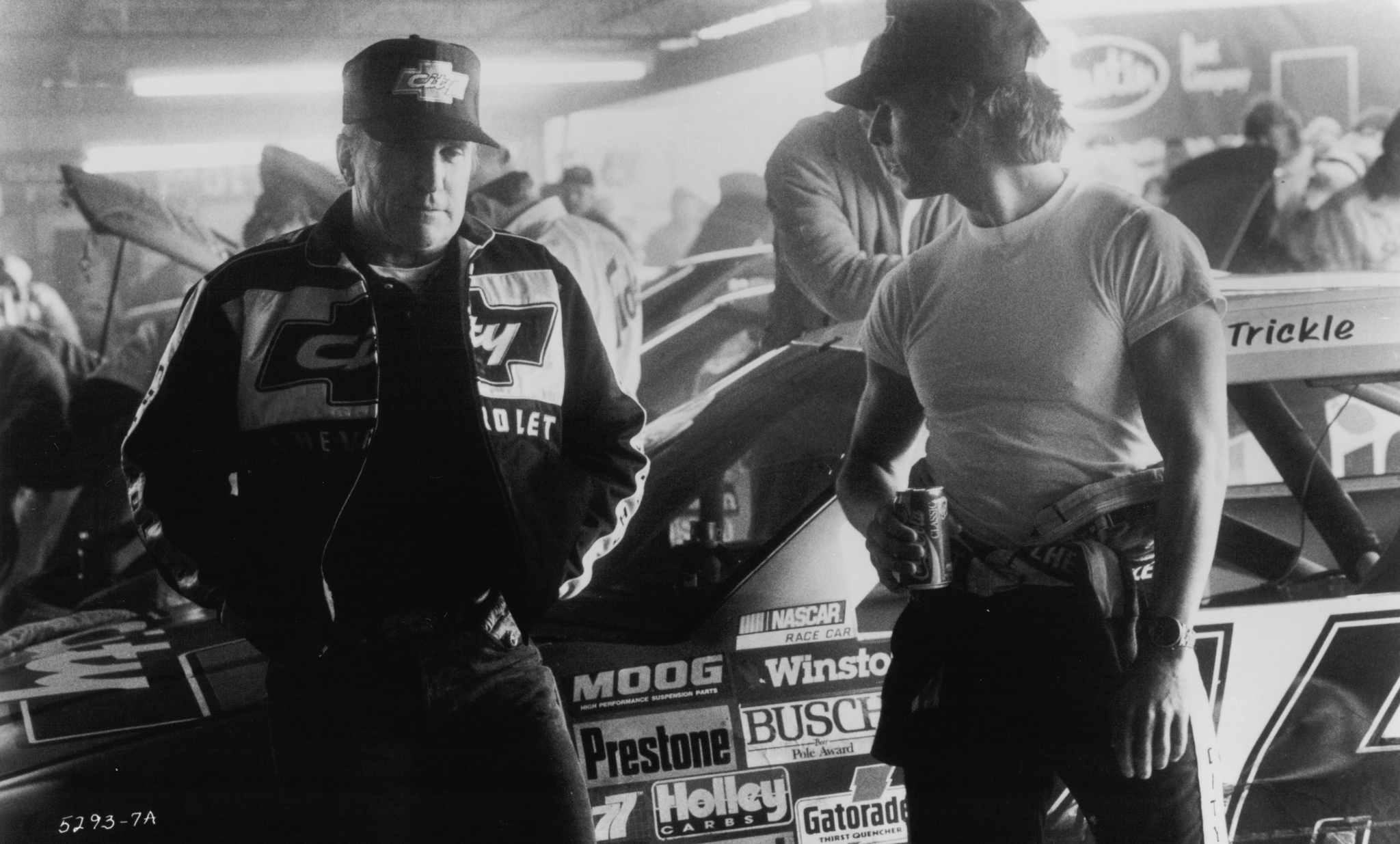 Still of Tom Cruise and Robert Duvall in Days of Thunder (1990)