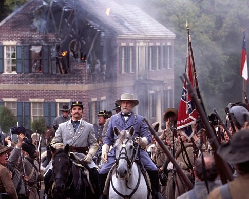 ROBERT DUVALL as General Robert E. Lee