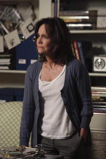 Still of Sally Field in Brothers & Sisters (2006)